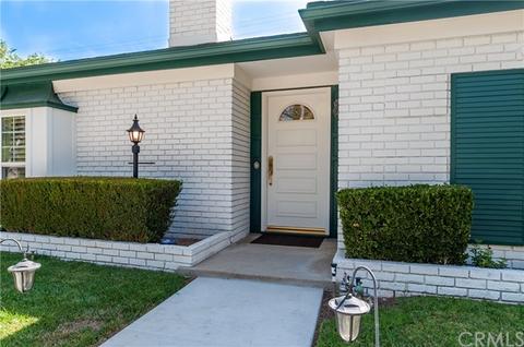 1565 Garden St, Redlands, CA 92373 photo 3