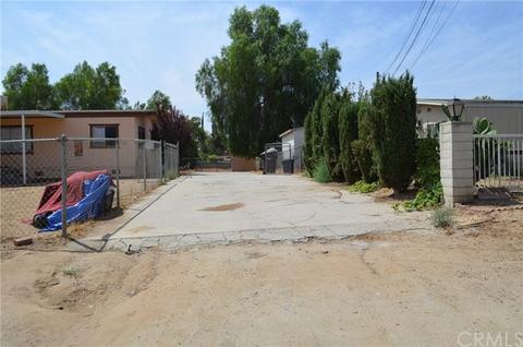 20575 Souder St, Perris, CA 92570 photo 3