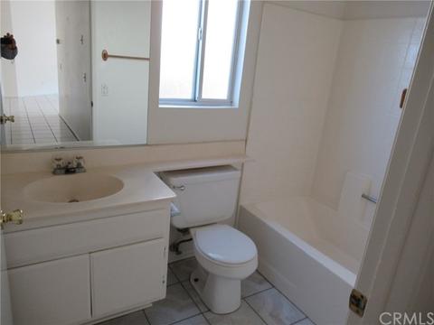 14671 Kelly St, Adelanto, CA 92301 photo 8