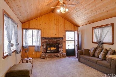 547 Riverside Ave, Sugarloaf, CA 92386 photo 5