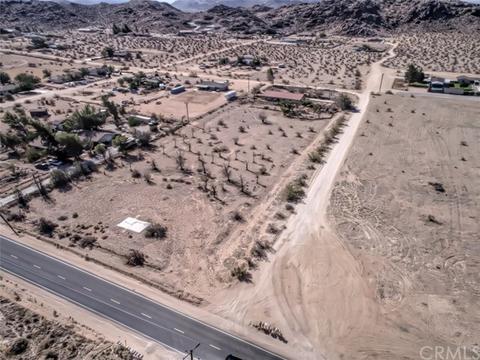 24111 Standing Rock Rd, Apple Valley, CA 92307 photo 2