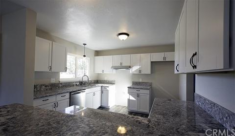 1569 Lilac Ave, Rialto, CA 92376 photo 4