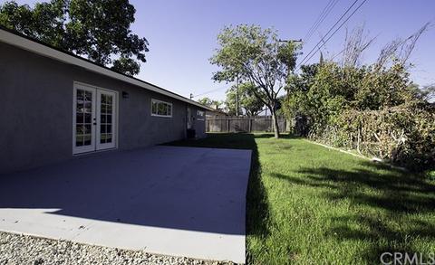 1569 Lilac Ave, Rialto, CA 92376 photo 2