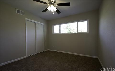 1569 Lilac Ave, Rialto, CA 92376 photo 19