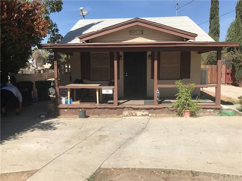 364 E 16th St, San Bernardino, CA 92404 photo 1