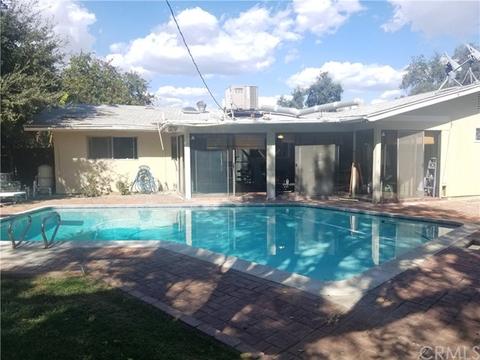 136 Belmont Ct, Redlands, CA 92373 photo 3