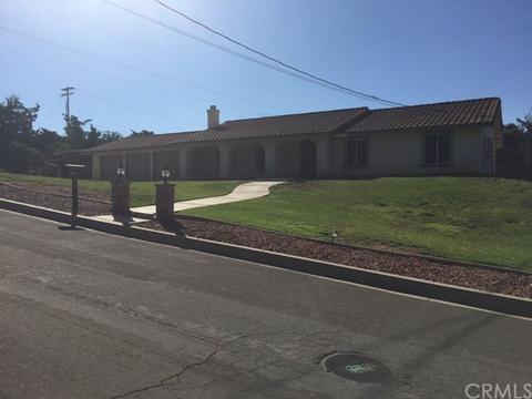 11020 Fremont St, Yucaipa, CA 92399 photo 1