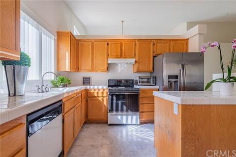 7671 Dunkirk Ave, Highland, CA 92346 photo 6