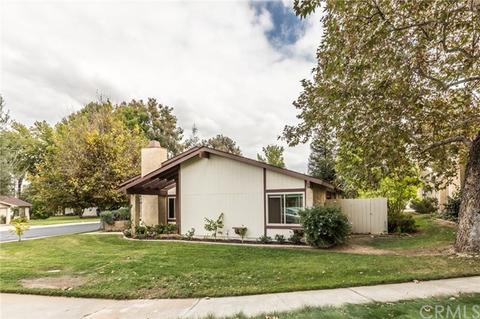 1075 Ardmore Cir, Redlands, CA 92374 photo 3