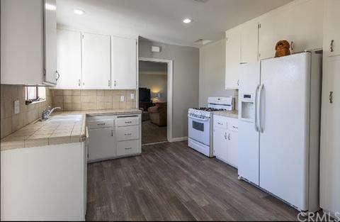 151 S Encina Ave, Rialto, CA 92376 photo 9