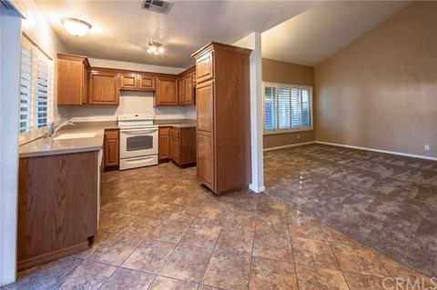 13692 Cottonwood, Yucaipa, CA 92399 photo 12