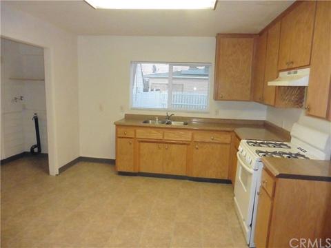 1119 E Lincoln Ave, Madera, CA 93638 photo 9