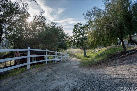 23511 Boulder Ln, Clovis, CA 93619 photo 2