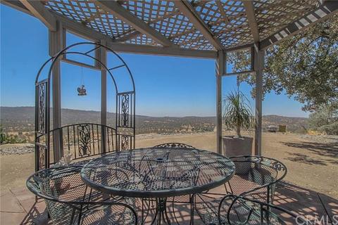 35433 Eagle Ct, Raymond, CA 93653 photo 9
