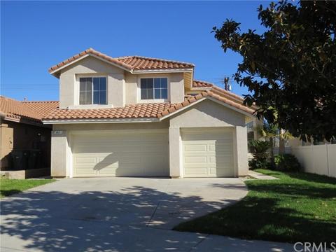 411 Surrey Cir, Corona, CA 92879 photo 2