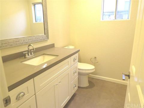 411 Surrey Cir, Corona, CA 92879 photo 12