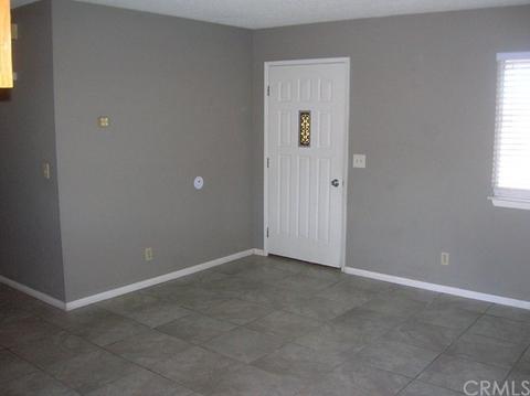 18445 Birch St, Hesperia, CA 92345 photo 5