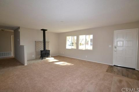 32875 Bryant St, Wildomar, CA 92595 photo 2