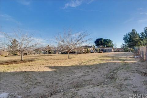 17958 Valencia St, Hesperia, CA 92345 photo 31