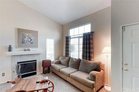 3398 Summers Ct, Riverside, CA 92501 photo 6