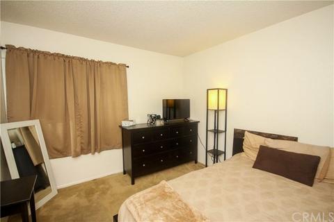 4074 Grimsby Ln, Riverside, CA 92505 photo 15