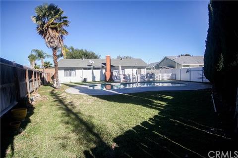 4074 Grimsby Ln, Riverside, CA 92505 photo 6