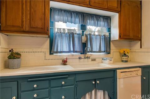 4585 Beatty Dr, Riverside, CA 92506 photo 9