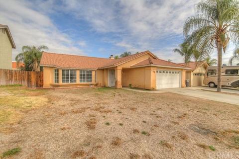 108 Coliseum St, Perris, CA 92571 photo 1