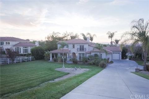 18417 Pinecone Ln, Riverside, CA 92504 photo 12