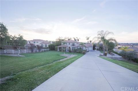 18417 Pinecone Ln, Riverside, CA 92504 photo 11