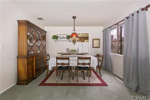 1658 Camelot Dr, Redlands, CA 92374 photo 8