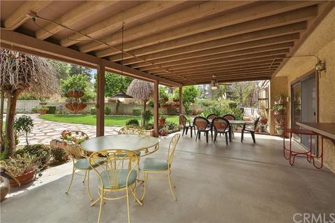 1658 Camelot Dr, Redlands, CA 92374 photo 42