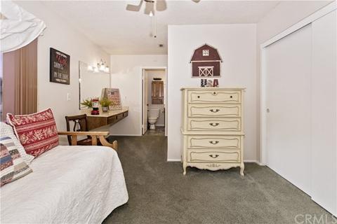 1658 Camelot Dr, Redlands, CA 92374 photo 24