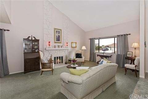 1658 Camelot Dr, Redlands, CA 92374 photo 5