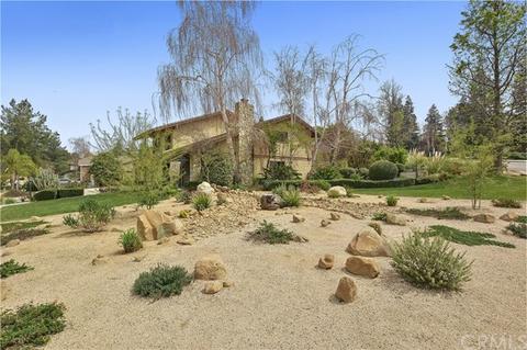 1658 Camelot Dr, Redlands, CA 92374 photo 4