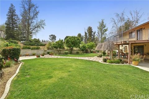 1658 Camelot Dr, Redlands, CA 92374 photo 40