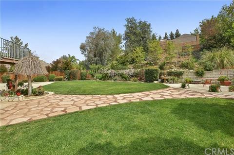1658 Camelot Dr, Redlands, CA 92374 photo 38