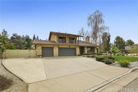 1658 Camelot Dr, Redlands, CA 92374 photo 2