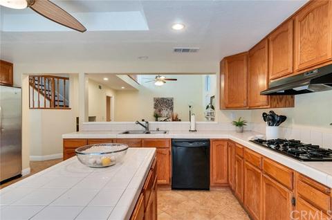 2854 Juniper Dr, Corona, CA 92882 photo 8