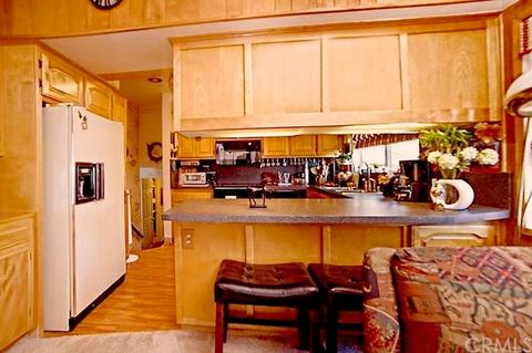2066 E Foothill Dr, San Bernardino, CA 92404 photo 9