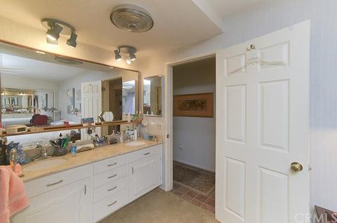 2066 E Foothill Dr, San Bernardino, CA 92404 photo 14