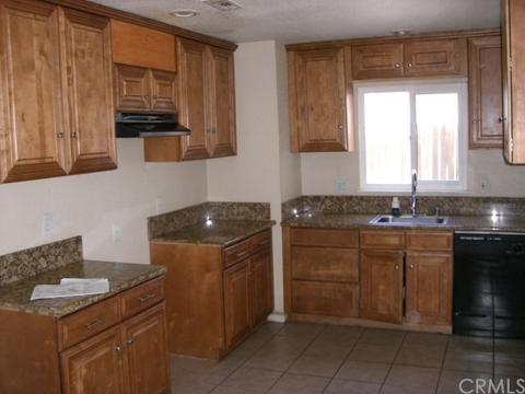 9349 Bruce Ave, Riverside, CA 92503 photo 2