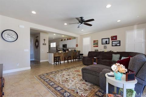 10537 Green Valley Rd, Apple Valley, CA 92308 photo 2