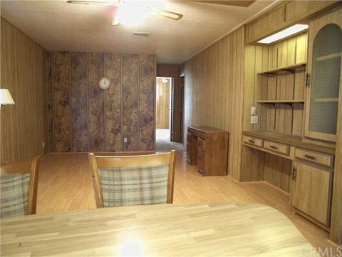 469 Crown Ridge Rd, Perris, CA 92570 photo 9