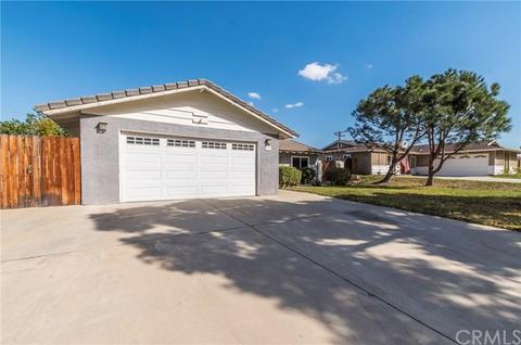 323 E Rancho Rd, Corona, CA 92879 photo 2