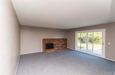 323 E Rancho Rd, Corona, CA 92879 photo 6