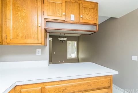323 E Rancho Rd, Corona, CA 92879 photo 12