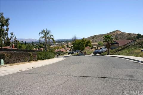 4821 Boardwalk Dr, Riverside, CA 92503 photo 18