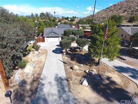 740 3rd St, Norco, CA 92860 photo 3
