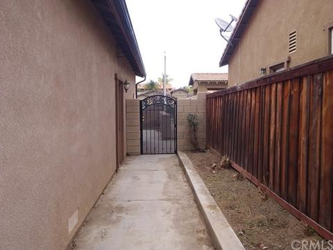 289 Caldera St, Perris, CA 92570 photo 4